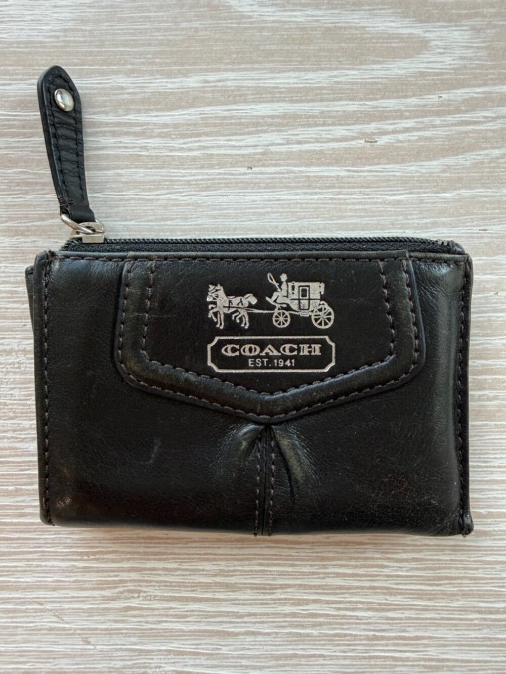 Coach Black Leather Compact Zip Coin Card Wallet Horse Carriage Logo